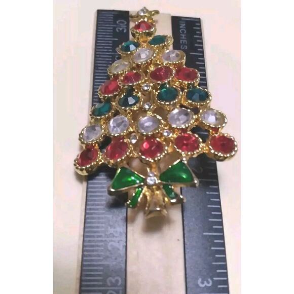 Vintage Brooch Christmas Tree Goldtone Rhinestones Facted Star Enamel Bow 2 In. - Picture 7 of 8